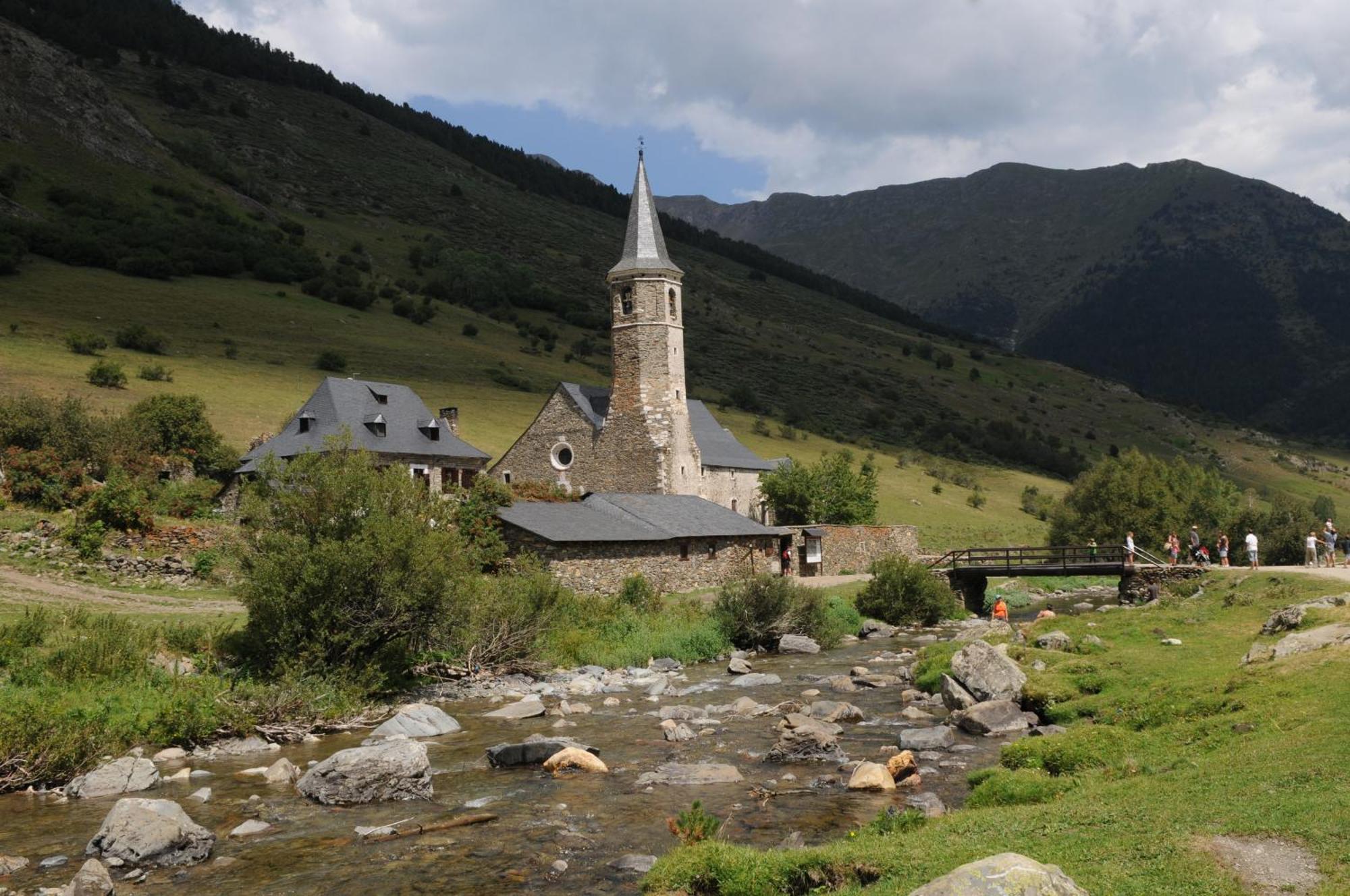 Suite Aparthotel El Refugio de Aran Vielha e Mijaran Buitenkant foto
