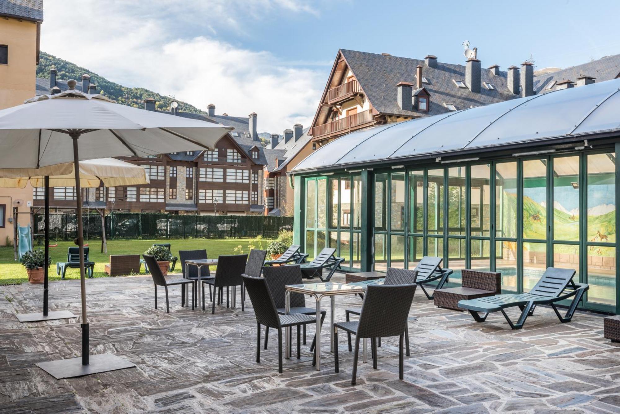 Suite Aparthotel El Refugio de Aran Vielha e Mijaran Buitenkant foto
